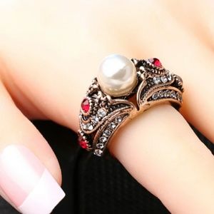 Women's Bohemian ring with red Crystal size 9 new